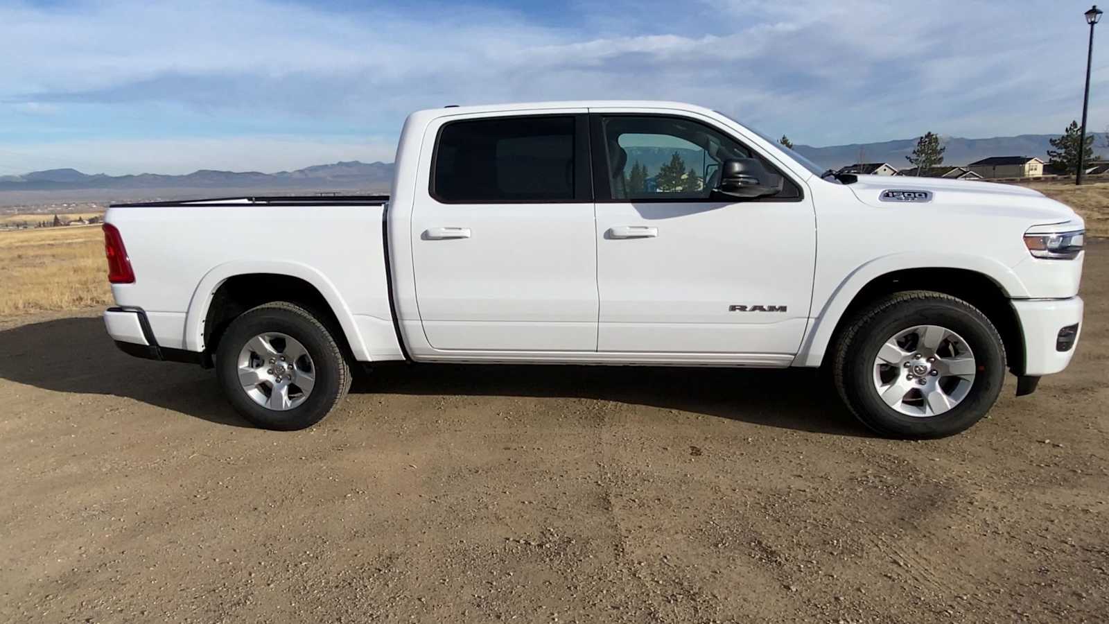 2025 Ram 1500 Big Horn 4x4 Crew Cab 57 Box 9