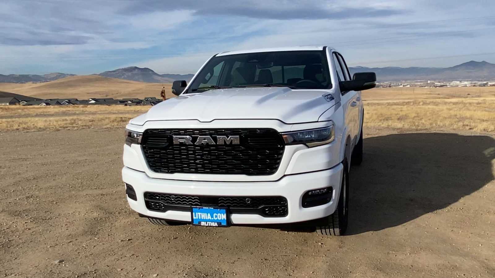 2025 Ram 1500 Big Horn 4x4 Crew Cab 57 Box 3