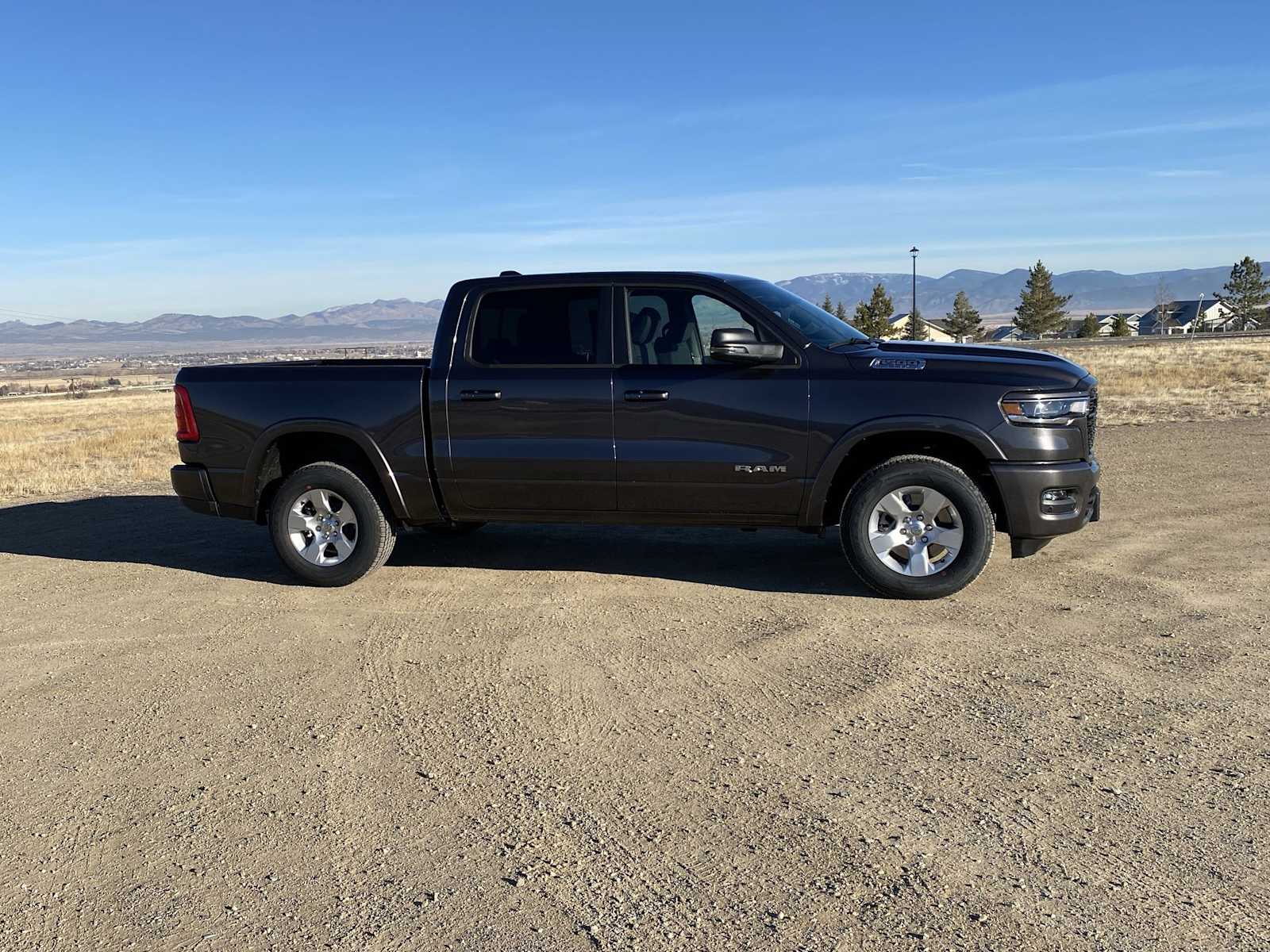 2025 Ram 1500 Big Horn 4x4 Crew Cab 57 Box 20