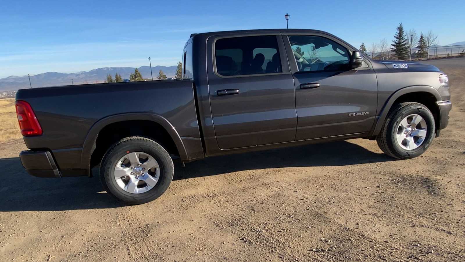 2025 Ram 1500 Big Horn 4x4 Crew Cab 57 Box 9