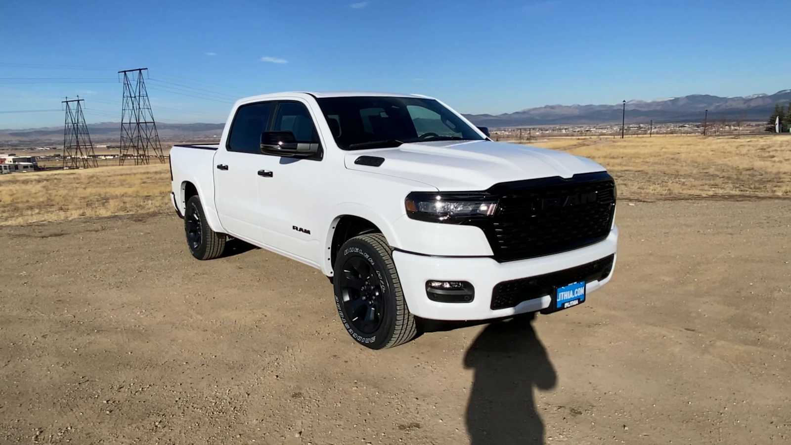 2025 Ram 1500 Big Horn 4x4 Crew Cab 57 Box 2