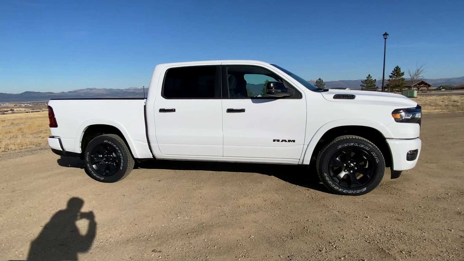 2025 Ram 1500 Big Horn 4x4 Crew Cab 57 Box 9