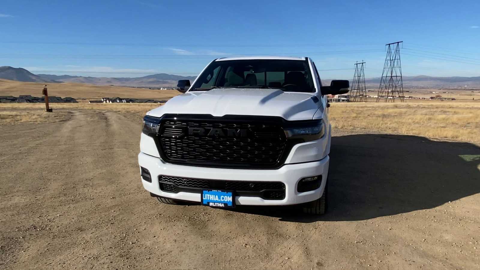 2025 Ram 1500 Big Horn 4x4 Crew Cab 57 Box 3