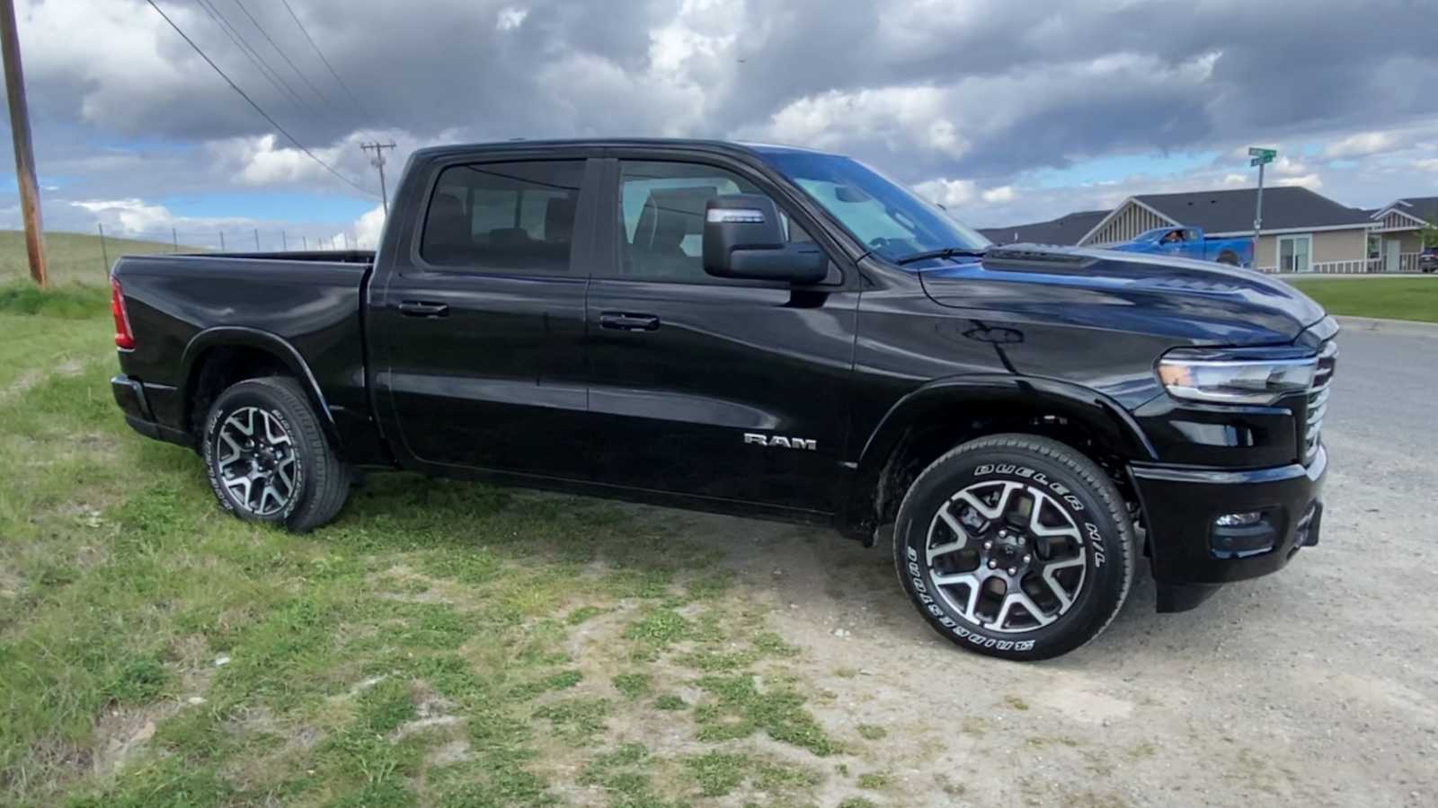 2025 Ram 1500 Laramie 4x4 Crew Cab 57 Box 2