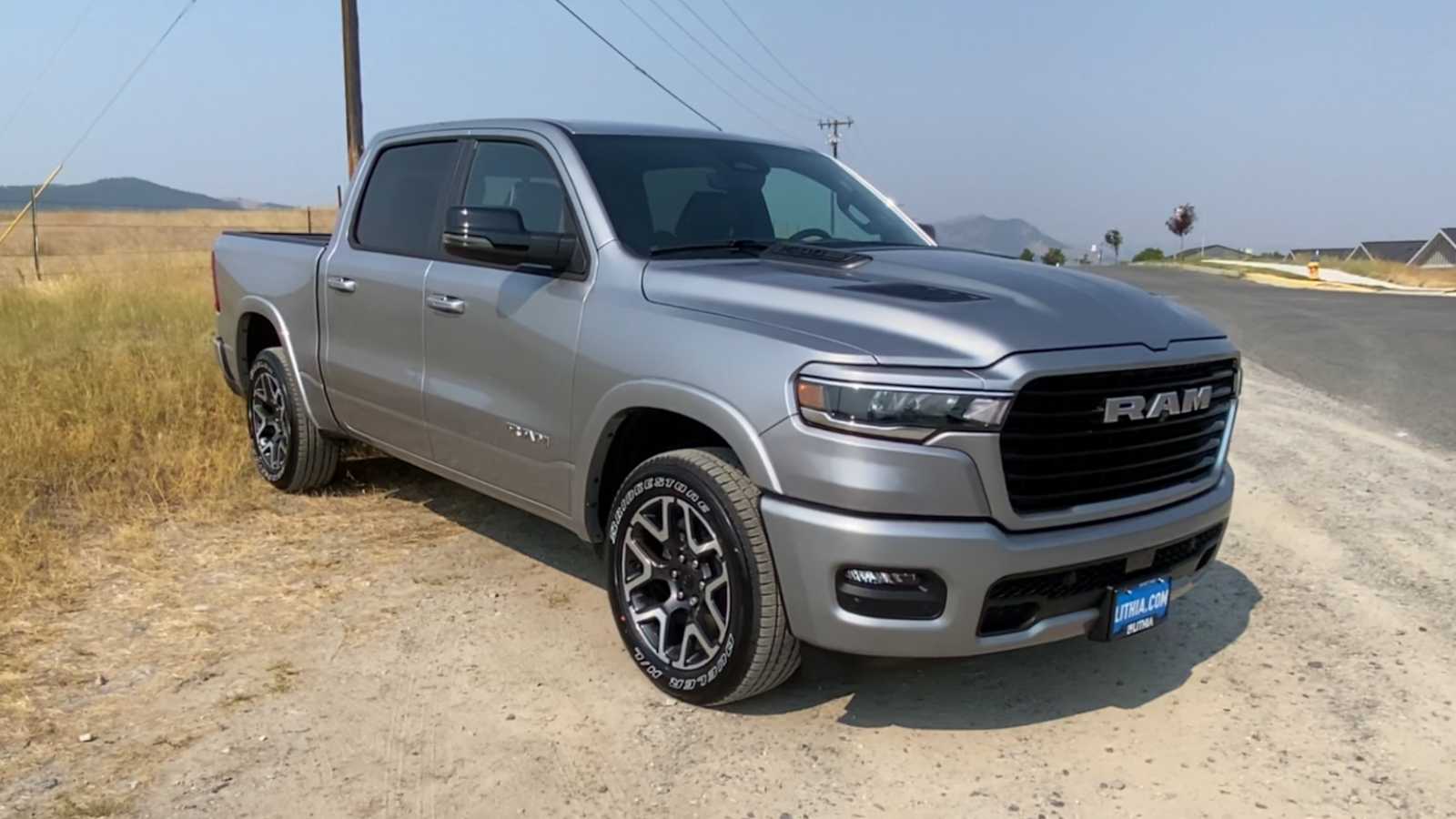 2025 Ram 1500 Laramie 4x4 Crew Cab 57 Box 2