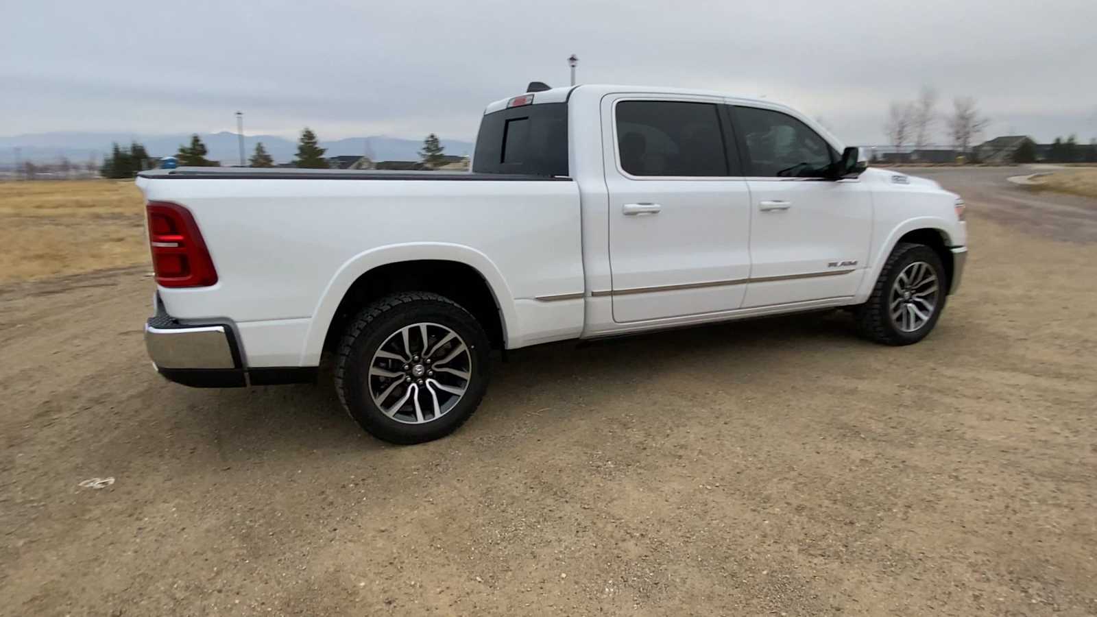 2025 Ram 1500 Limited 4x4 Crew Cab 64 Box 9