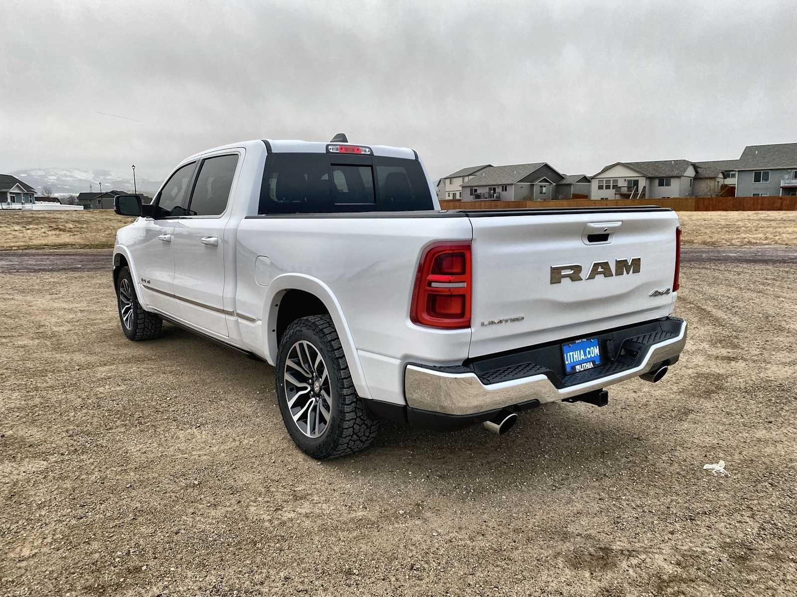 2025 Ram 1500 Limited 4x4 Crew Cab 64 Box 11