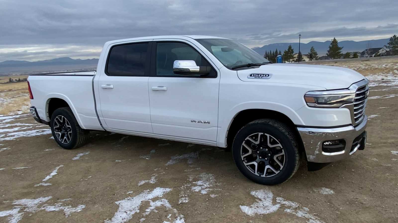 2025 Ram 1500 Laramie 4x4 Crew Cab 64 Box 2