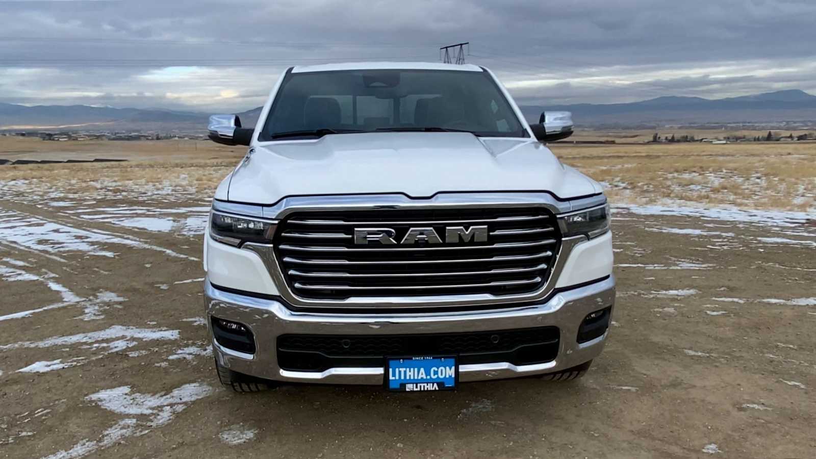 2025 Ram 1500 Laramie 4x4 Crew Cab 64 Box 3