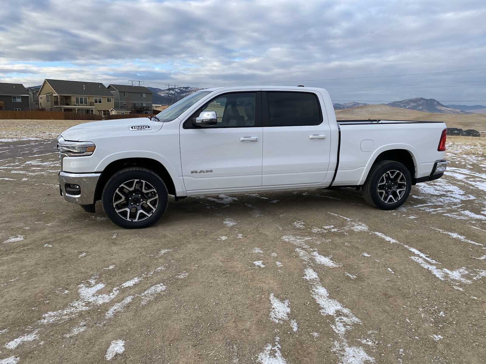 2025 Ram 1500 Laramie 4x4 Crew Cab 64 Box 10