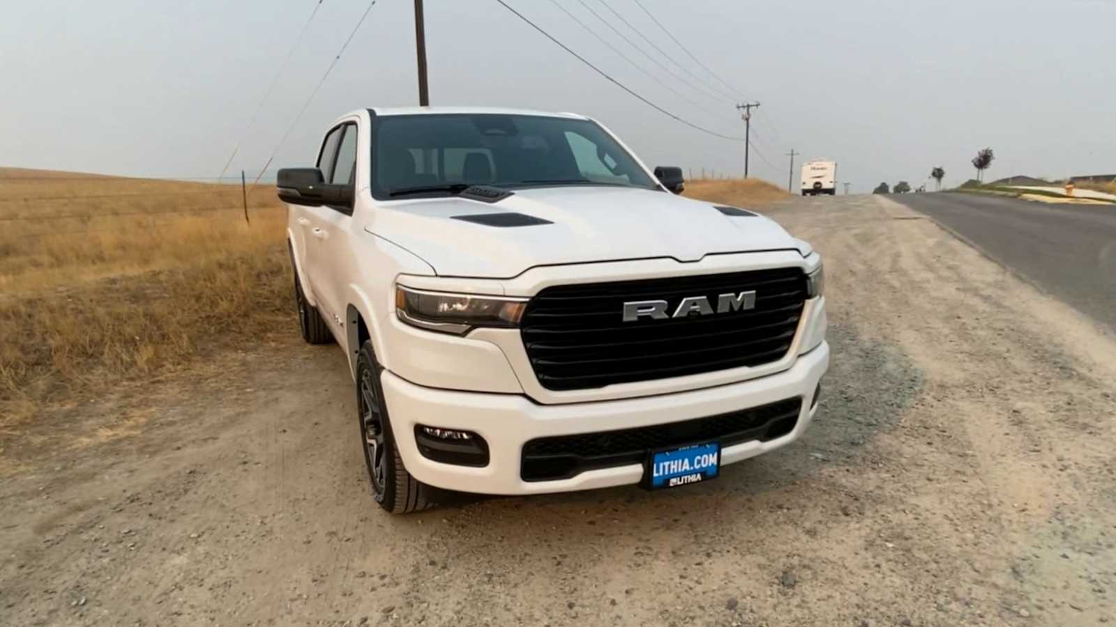 2025 Ram 1500 Laramie 4x4 Crew Cab 64 Box 3