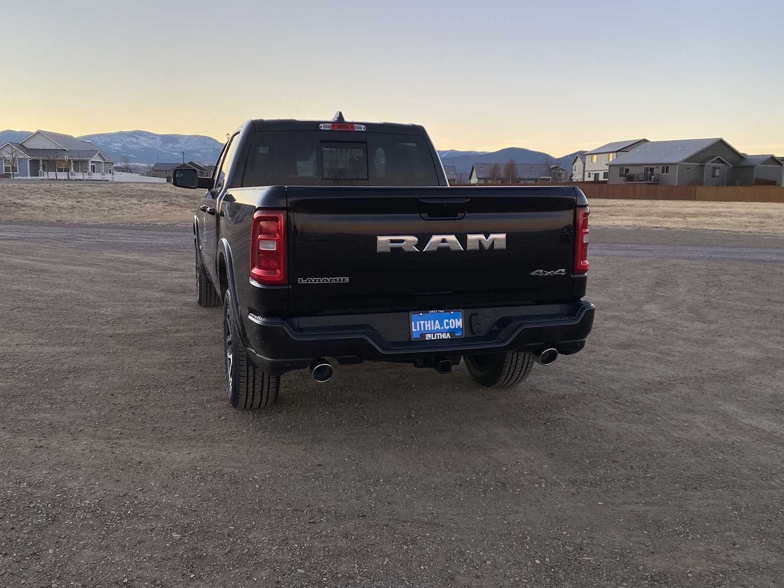 2025 Ram 1500 Laramie 4x4 Crew Cab 64 Box 12