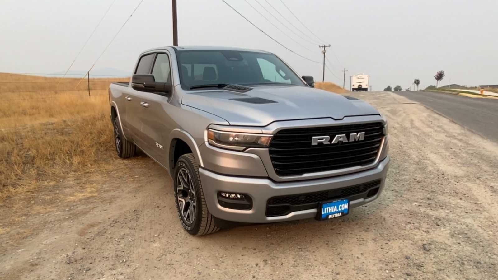 2025 Ram 1500 Laramie 4x4 Crew Cab 64 Box 3