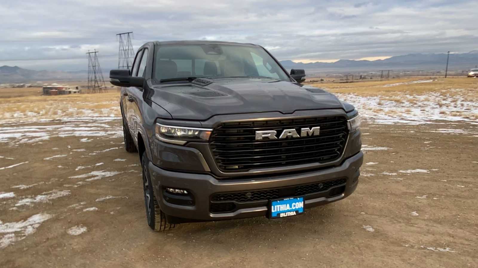 2025 Ram 1500 Laramie 4x4 Crew Cab 64 Box 3