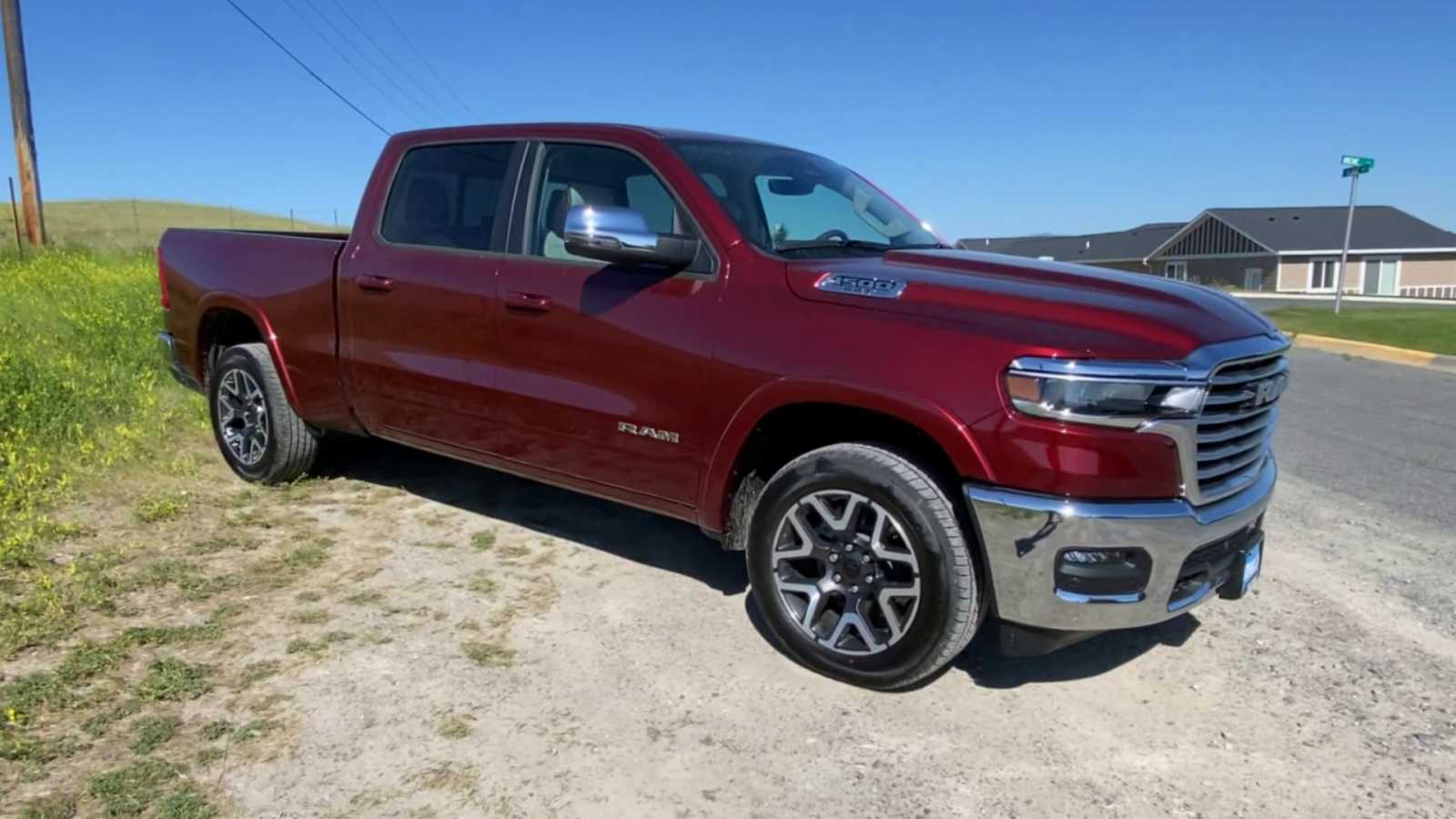 2025 Ram 1500 Laramie 4x4 Crew Cab 64 Box 2