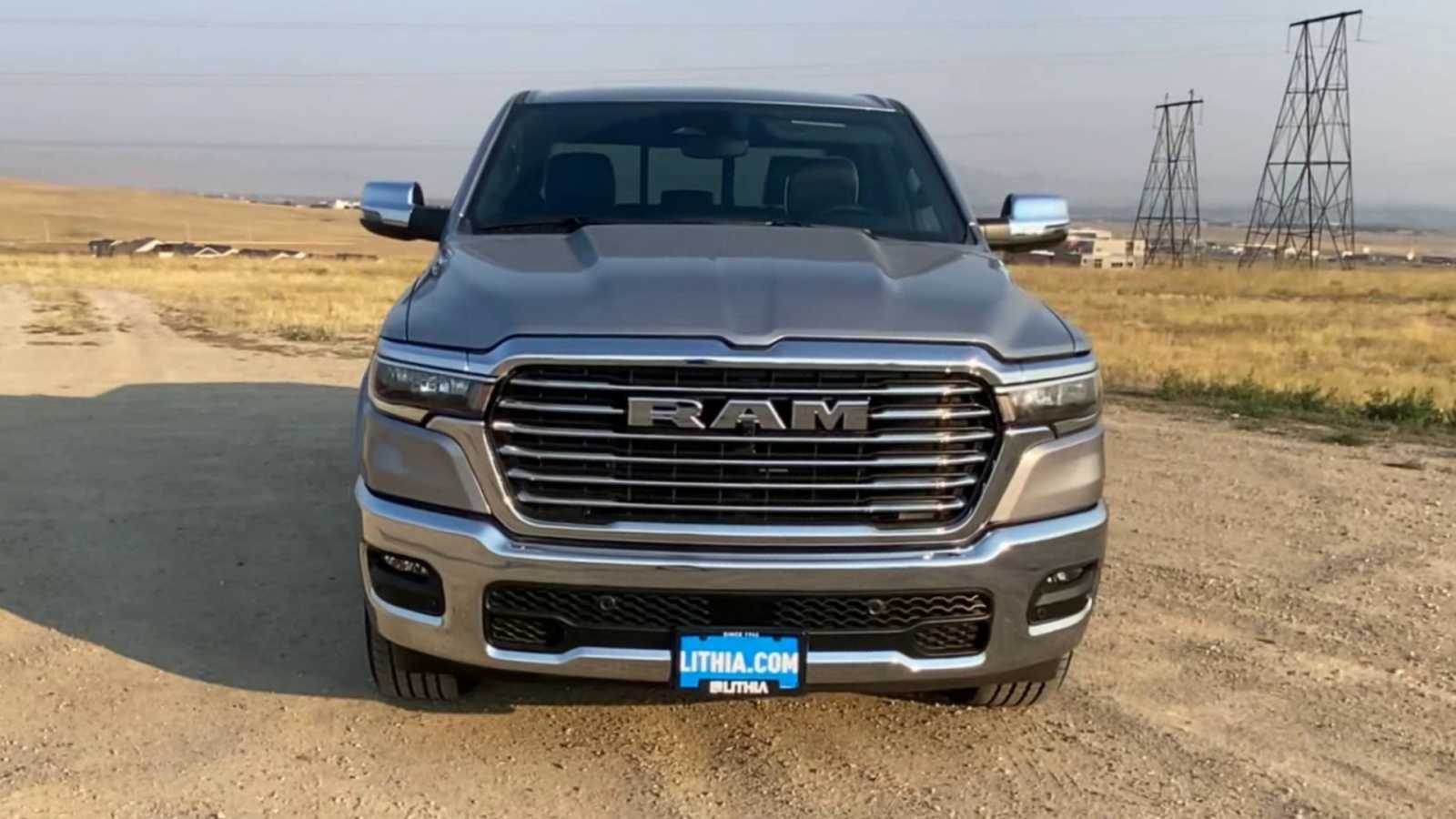 2025 Ram 1500 Laramie 4x4 Crew Cab 64 Box 3