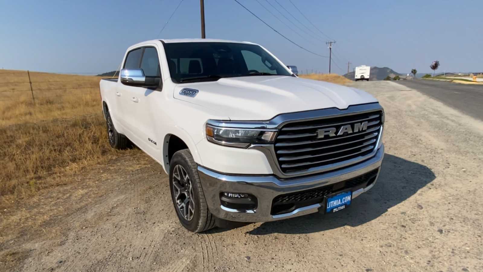 2025 Ram 1500 Laramie 4x4 Crew Cab 64 Box 3