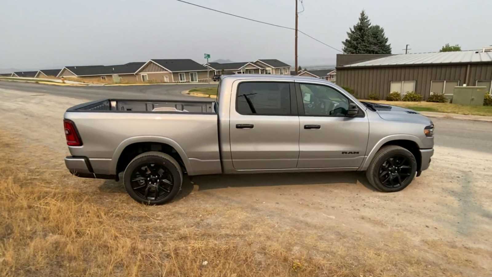 2025 Ram 1500 Laramie 4x4 Crew Cab 64 Box 9