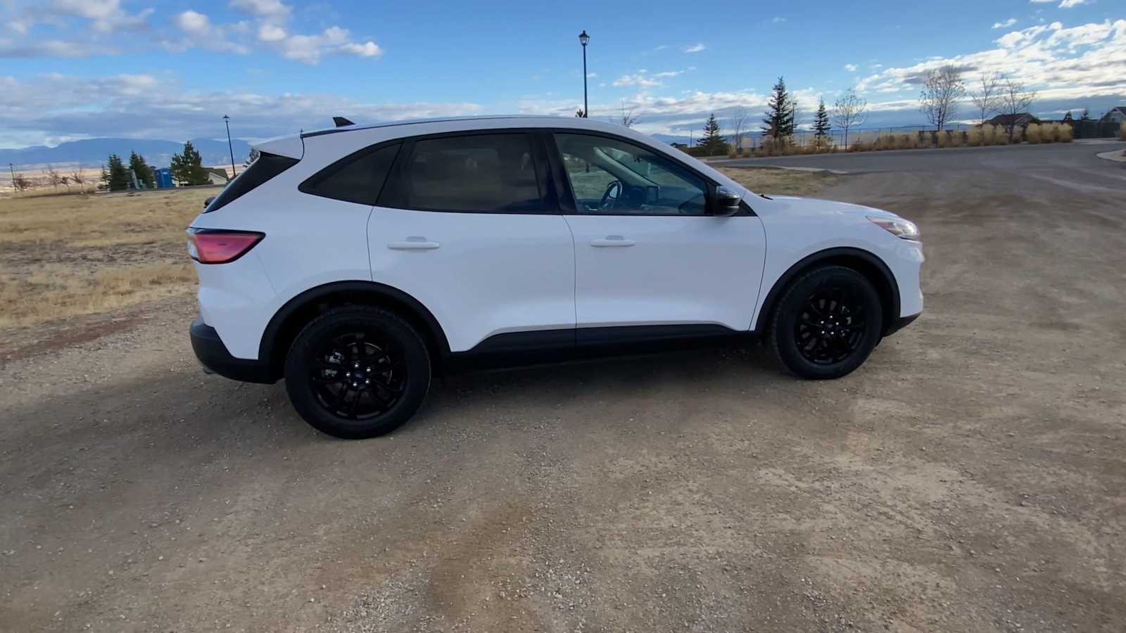 2020 Ford Escape SE Sport Hybrid 9