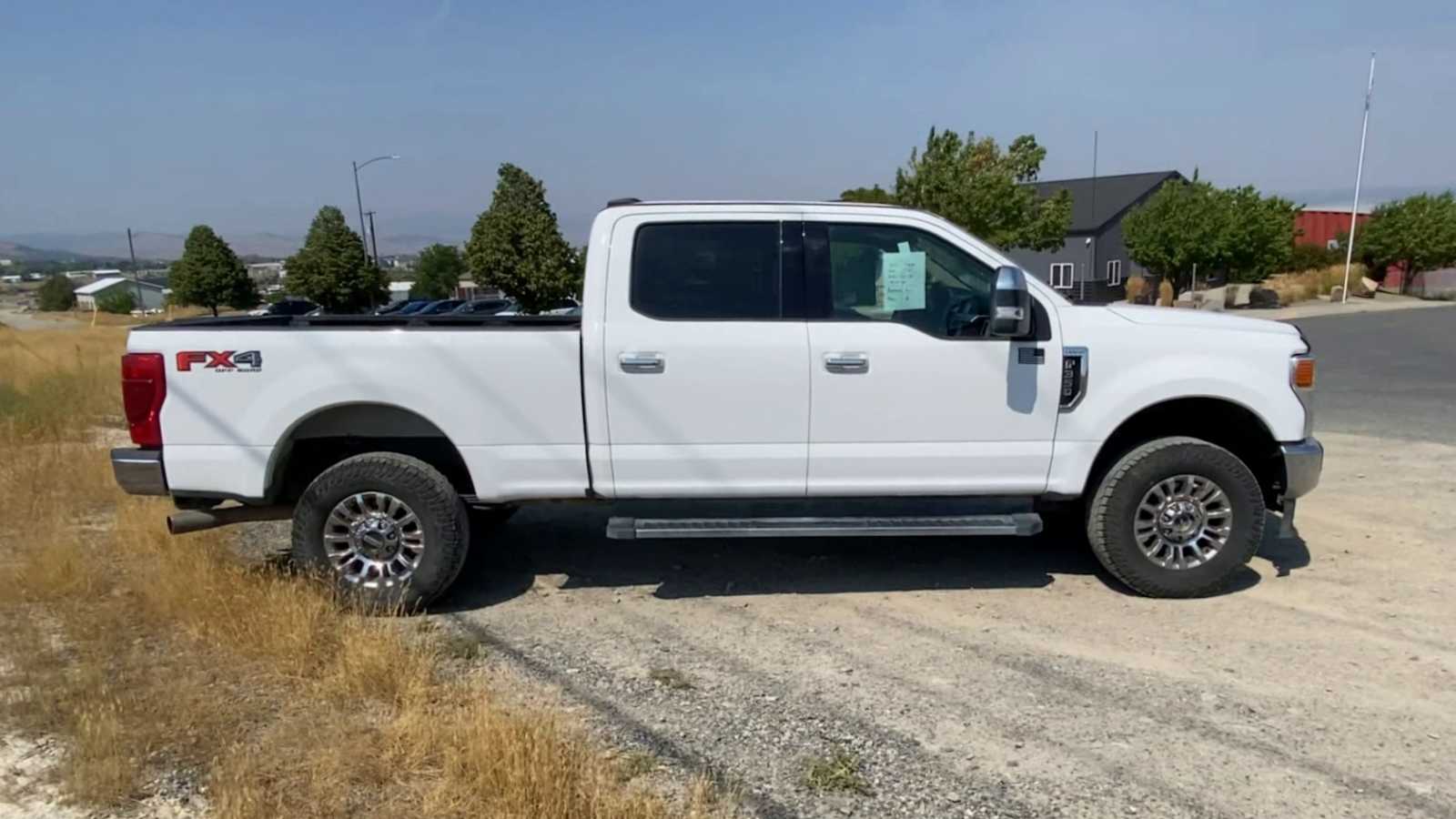 2021 Ford Super Duty F-350 SRW LARIAT 4WD Crew Cab 6.75 Box 9