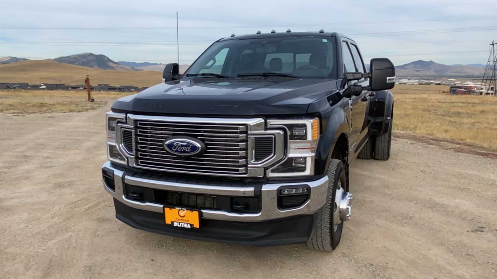 2021 Ford Super Duty F-350 DRW LARIAT 4WD Crew Cab 8 Box 3