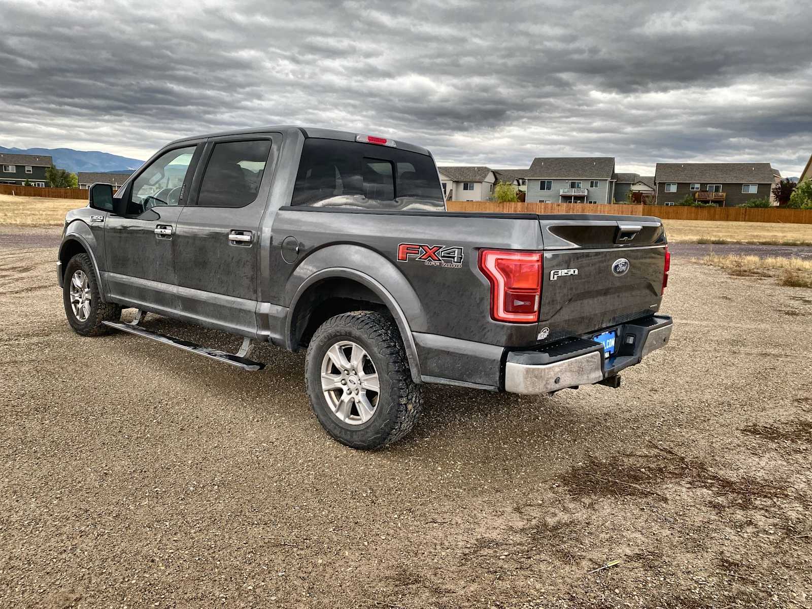 2015 Ford F-150 Lariat 4WD SuperCrew 145 11