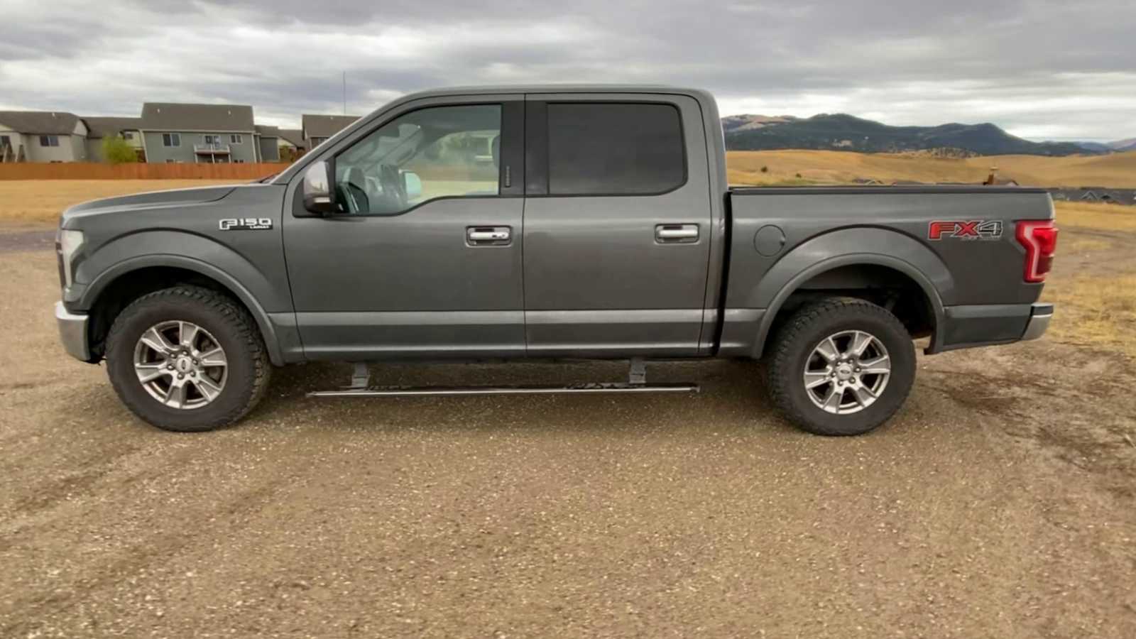 2015 Ford F-150 Lariat 4WD SuperCrew 145 5