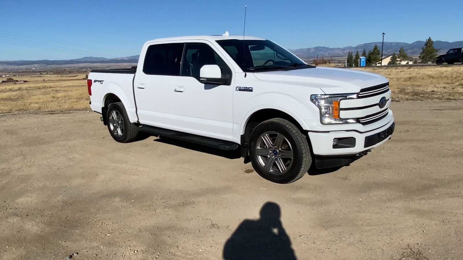 2018 Ford F-150 LARIAT 4WD SuperCrew 5.5 Box 2