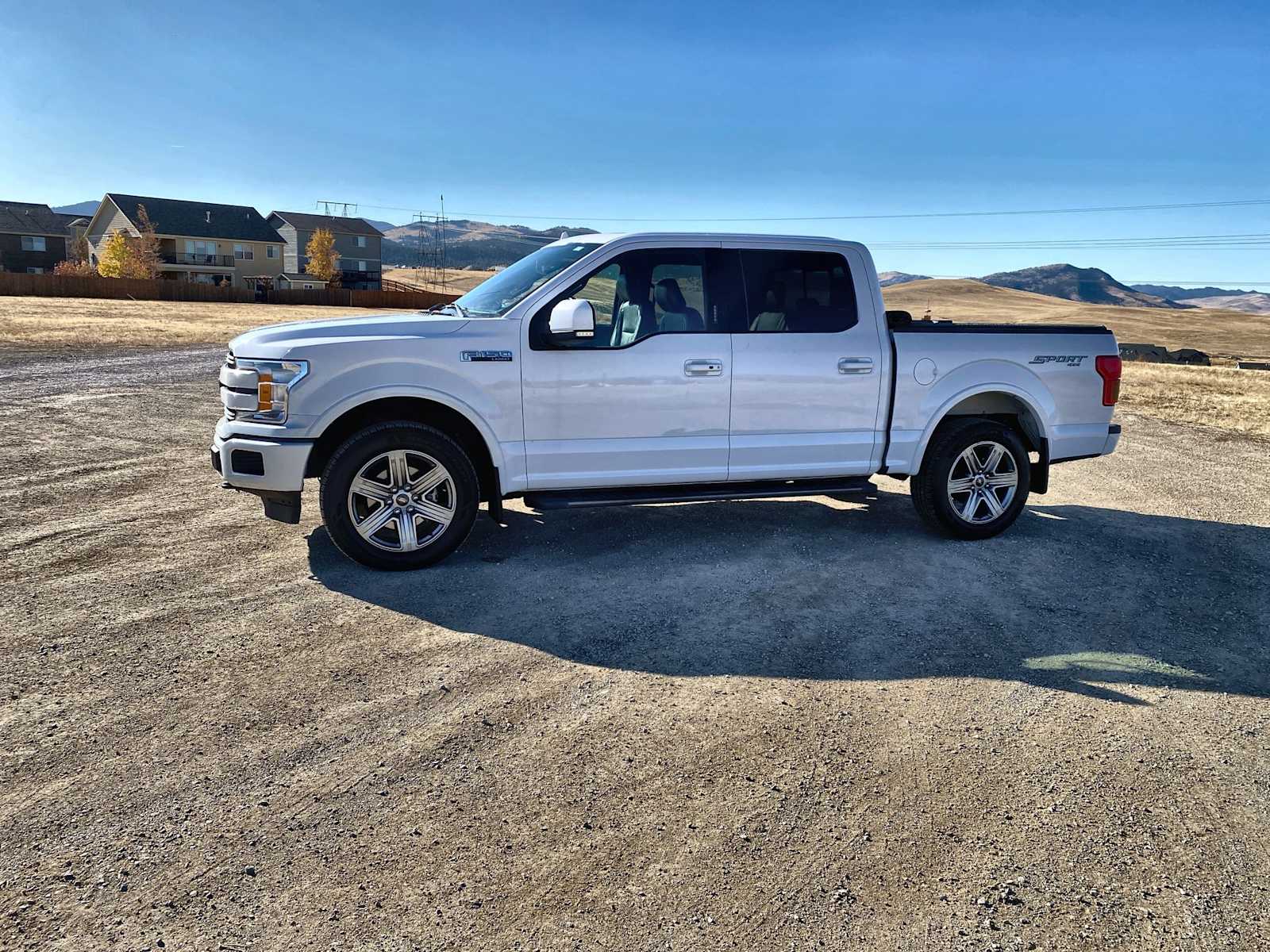 2018 Ford F-150 LARIAT 4WD SuperCrew 5.5 Box 10