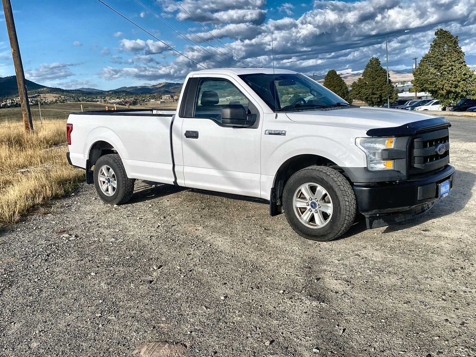 2016 Ford F-150 XL 2WD Reg Cab 141 18