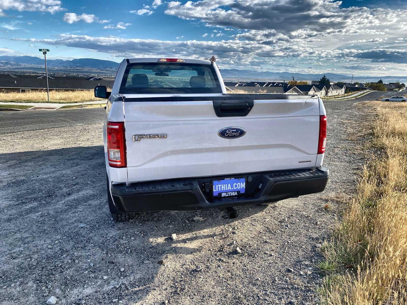 2016 Ford F-150 XL 2WD Reg Cab 141 12