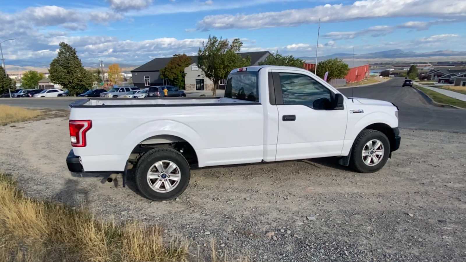 2016 Ford F-150 XL 2WD Reg Cab 141 9