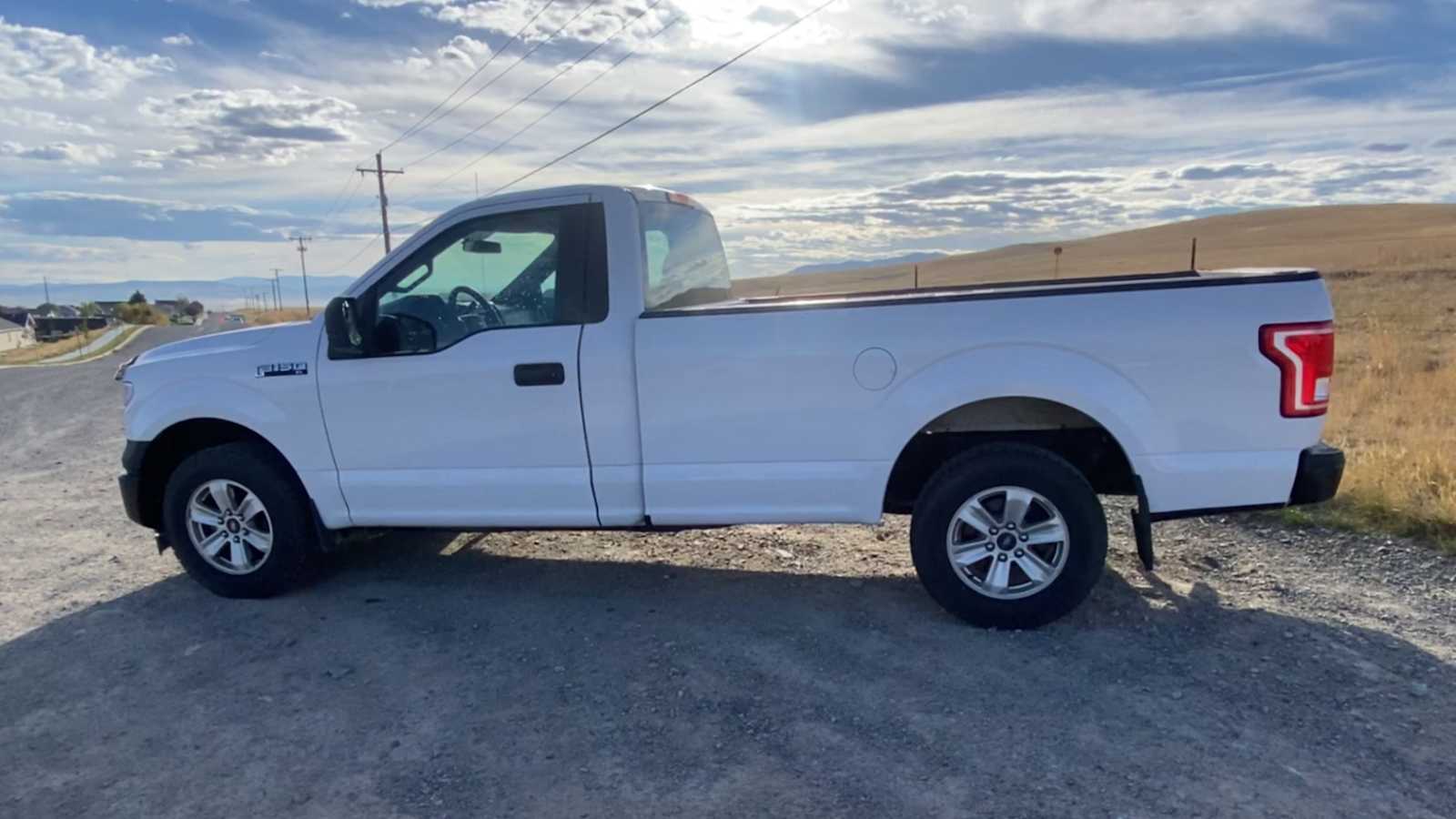 2016 Ford F-150 XL 2WD Reg Cab 141 6