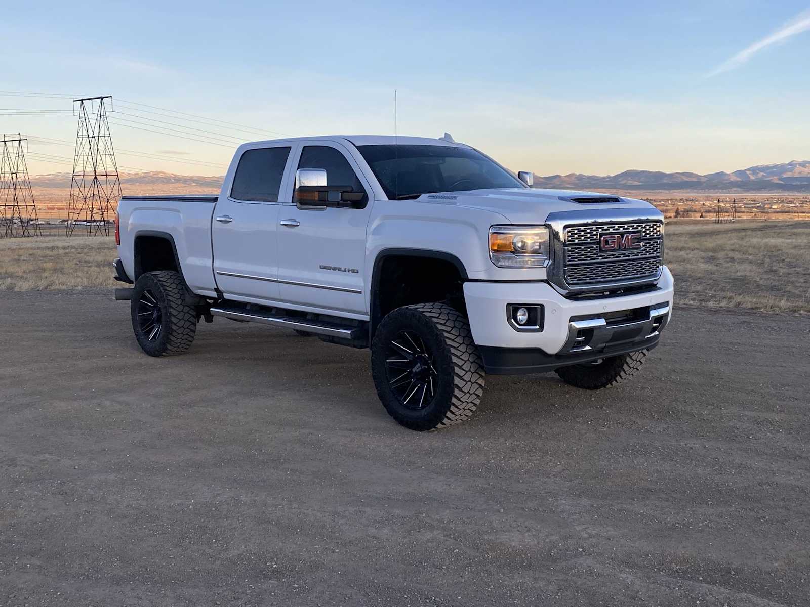 2018 GMC Sierra 2500HD Denali 4WD Crew Cab 153.7 20