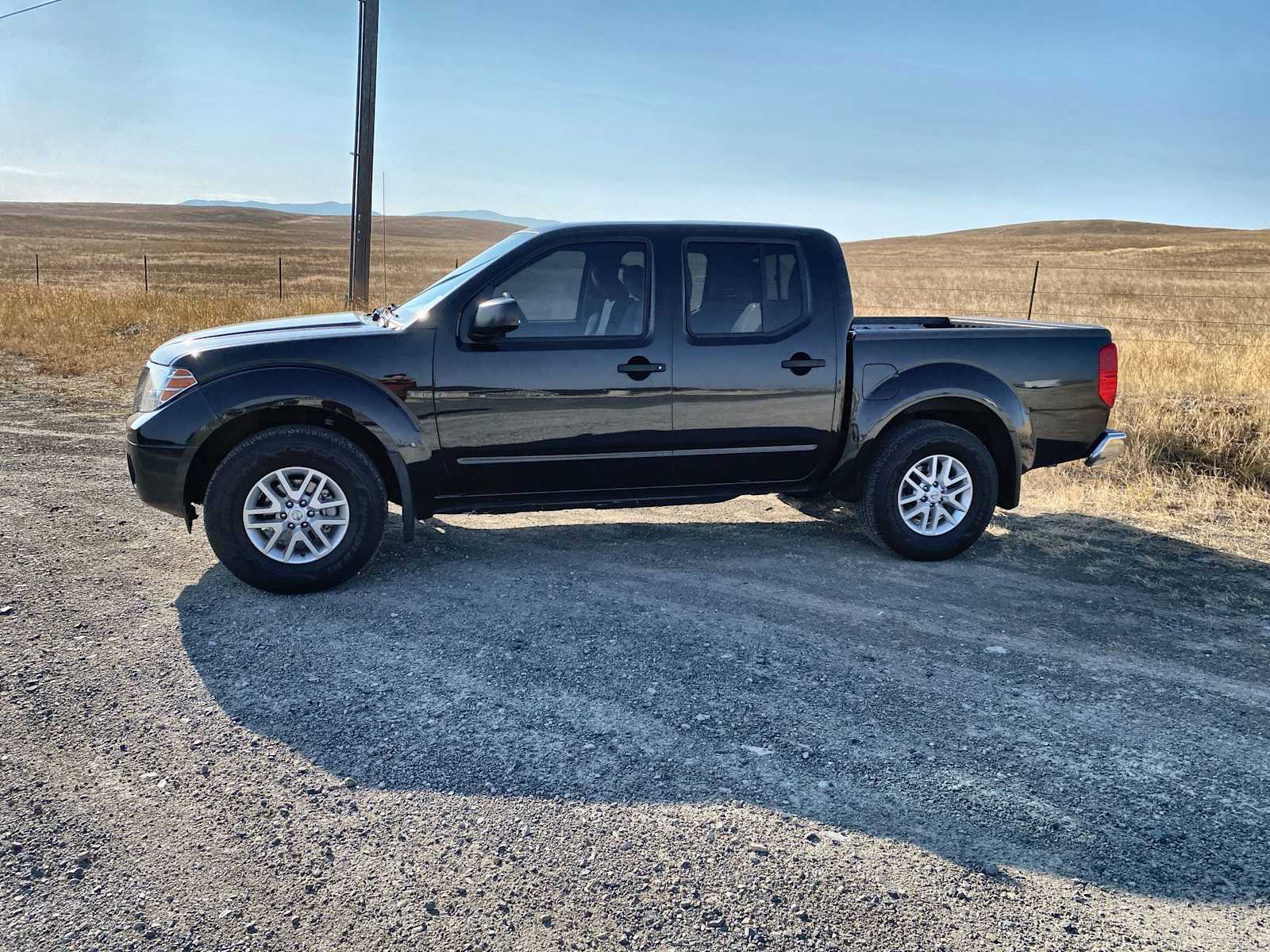 2021 Nissan Frontier SV Crew Cab 4x4 Auto 10