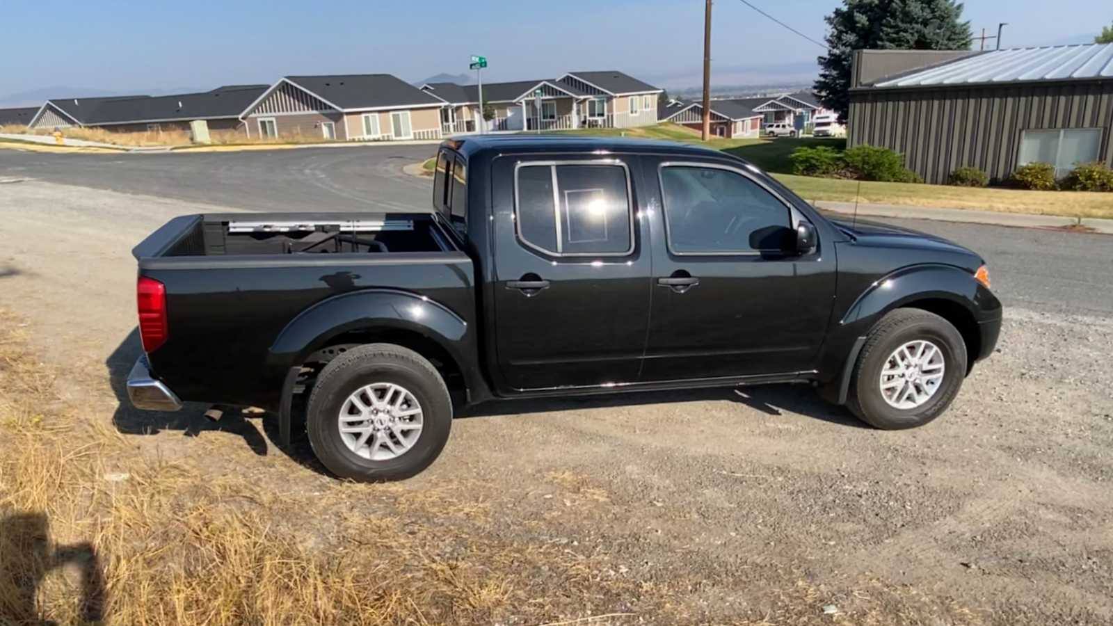 2021 Nissan Frontier SV Crew Cab 4x4 Auto 9