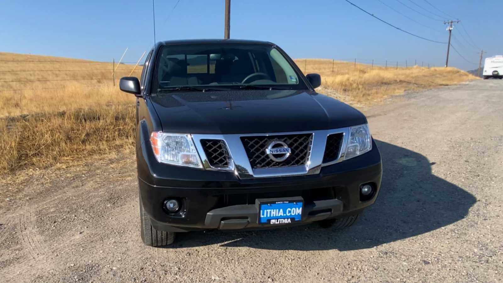 2021 Nissan Frontier SV Crew Cab 4x4 Auto 3