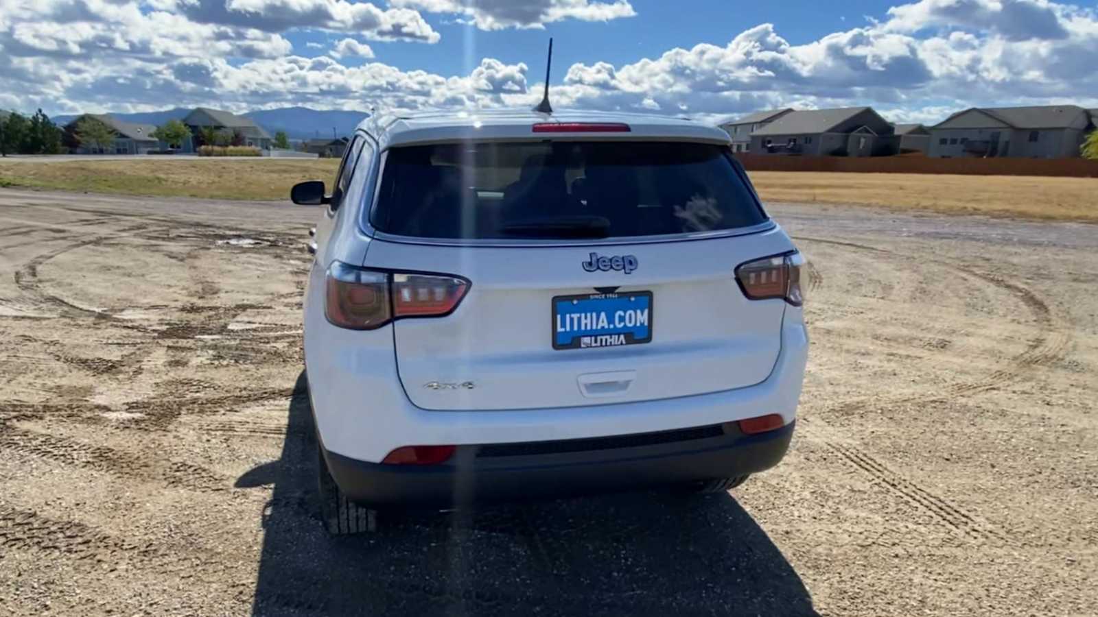 2025 Jeep Compass Sport 8