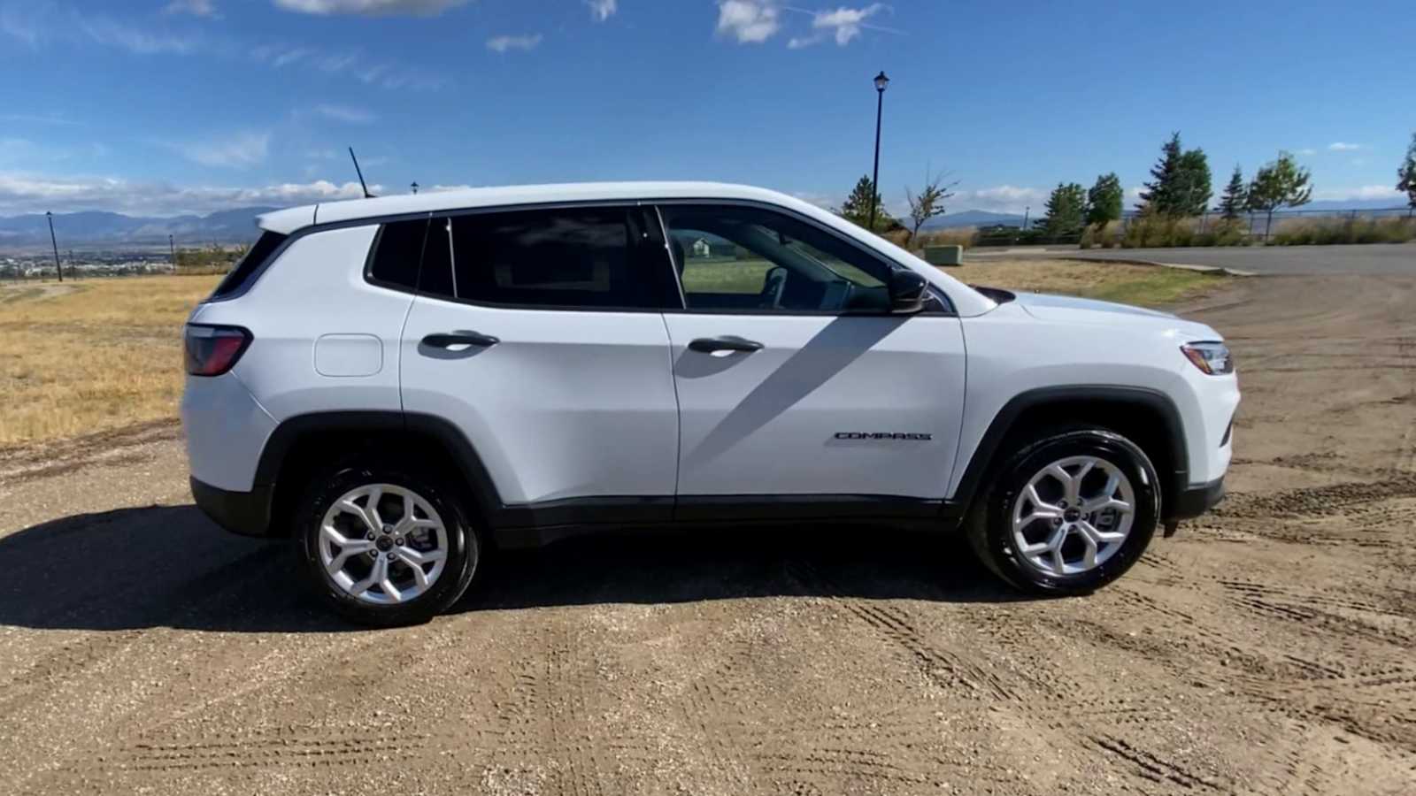 2025 Jeep Compass Sport 2