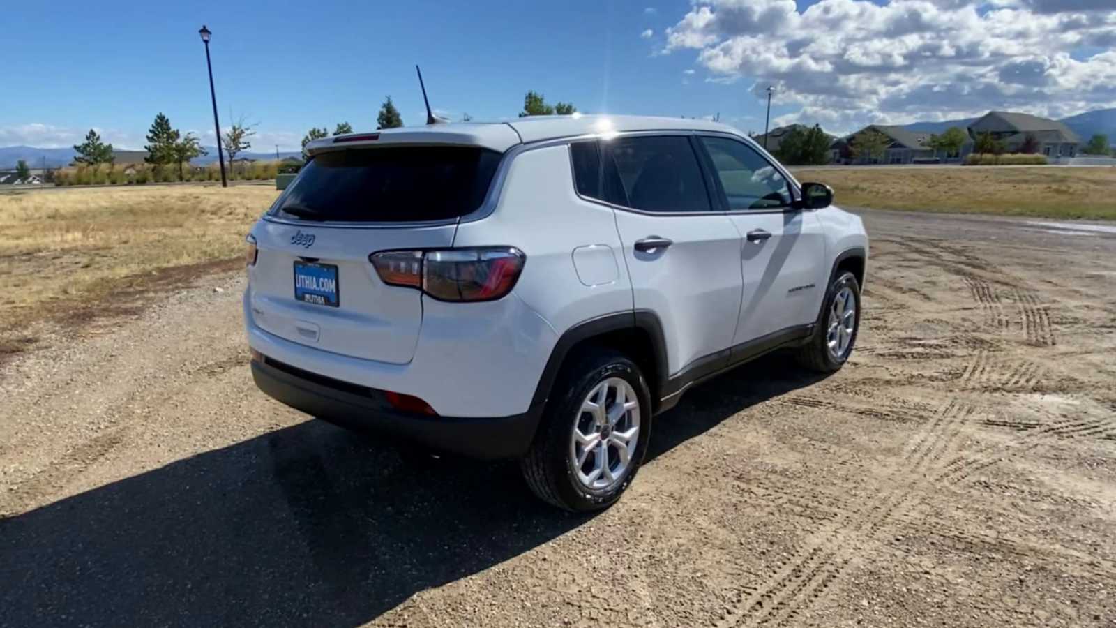 2025 Jeep Compass Sport 9