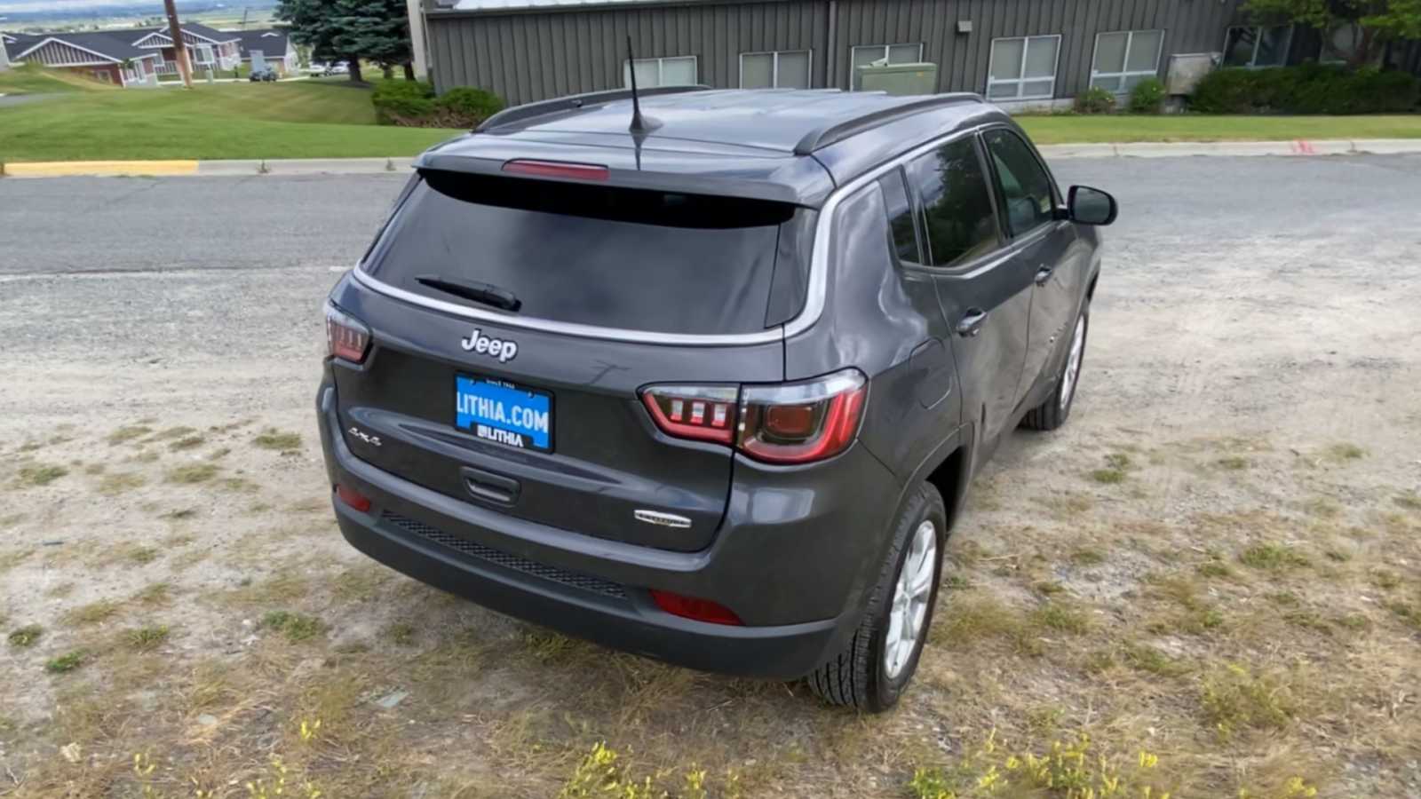 2024 Jeep Compass Latitude 8