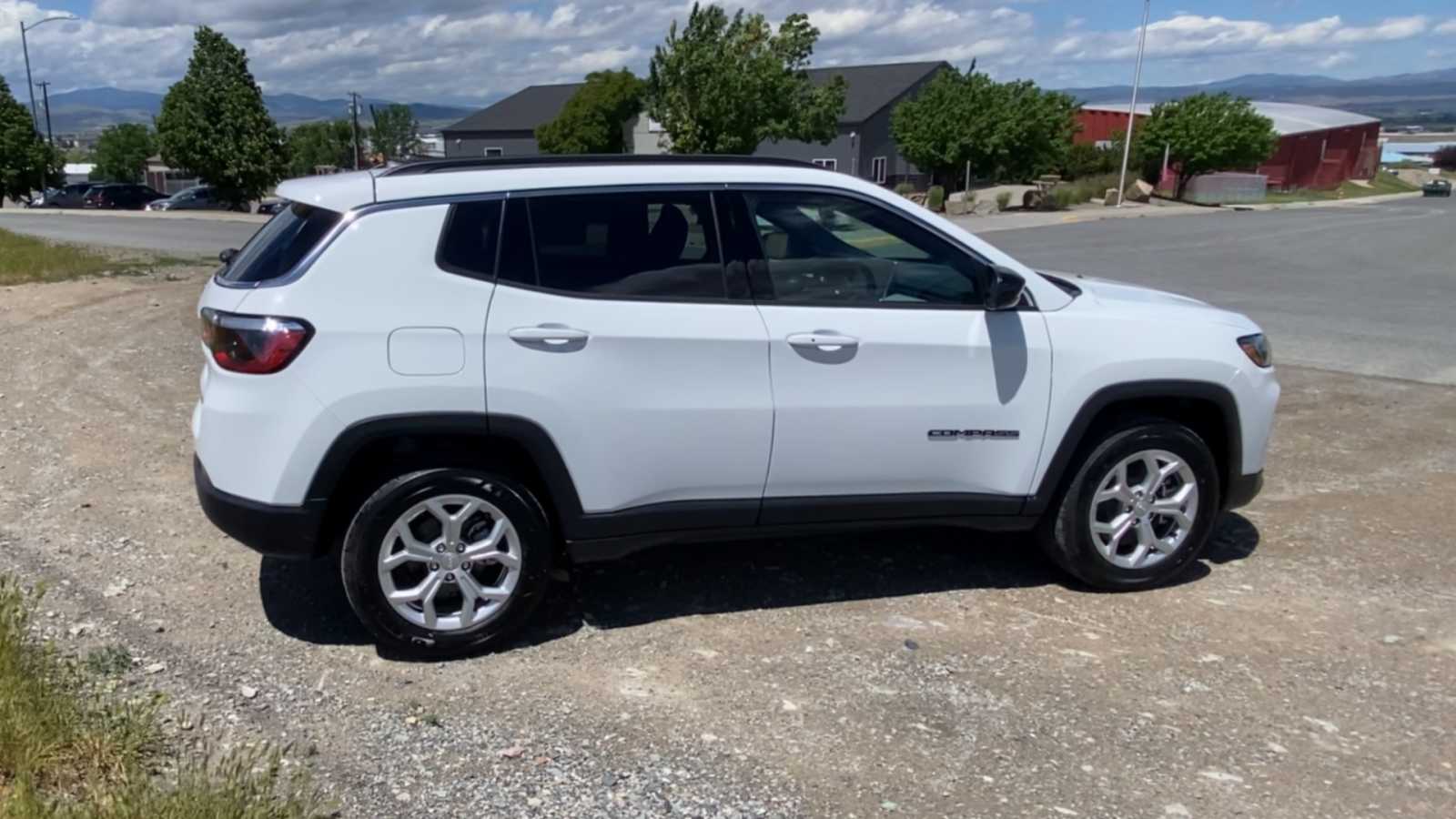 2024 Jeep Compass Latitude 9