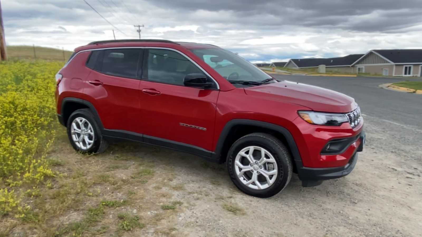 2024 Jeep Compass Latitude 2