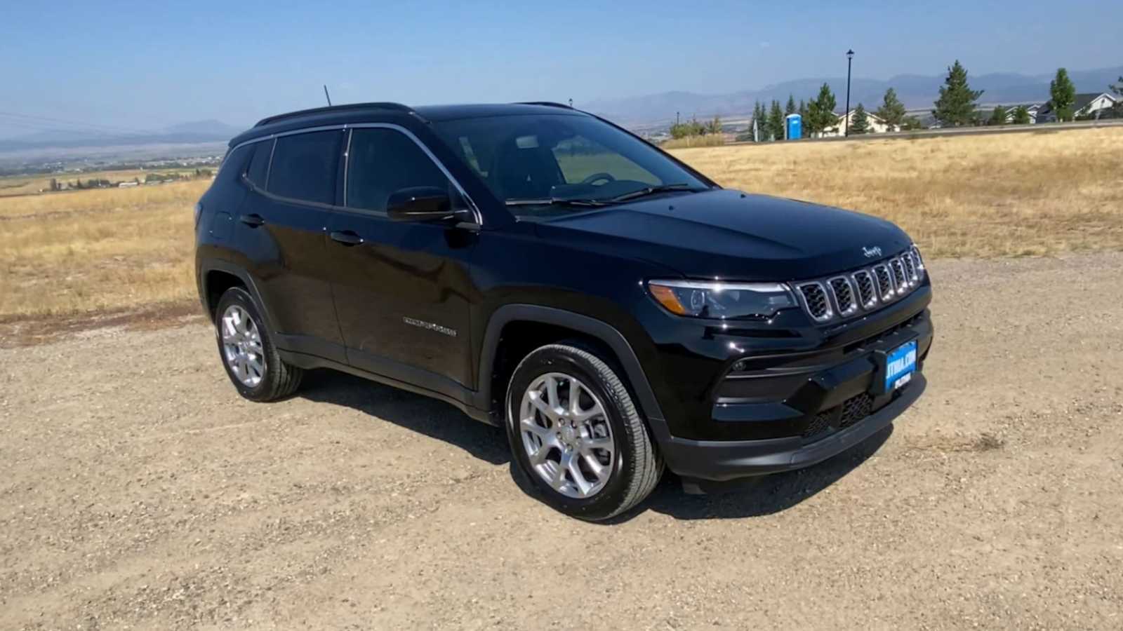 2024 Jeep Compass Latitude Lux 2