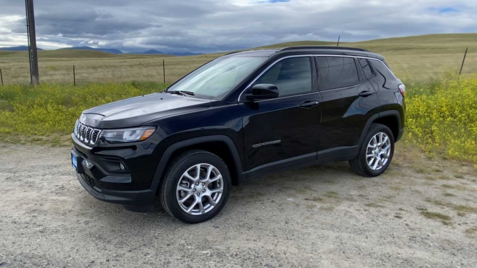 2024 Jeep Compass Latitude Lux 5