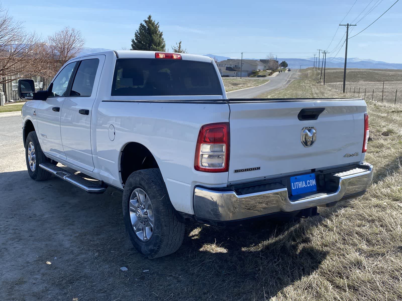 2023 Ram 3500 Big Horn 4x4 Crew Cab 64 Box 3