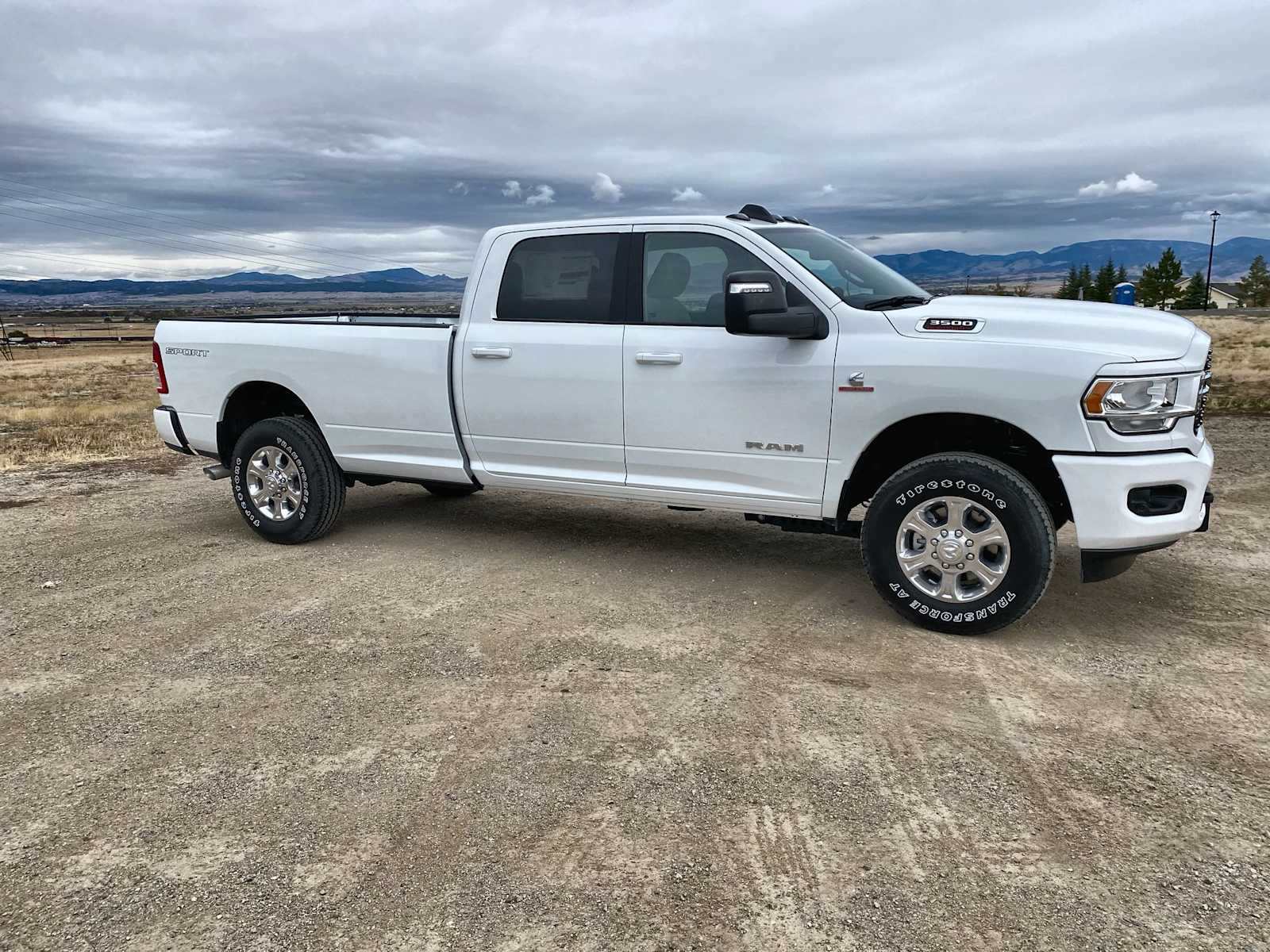 2024 Ram 3500 Big Horn 4x4 Crew Cab 8 Box 23