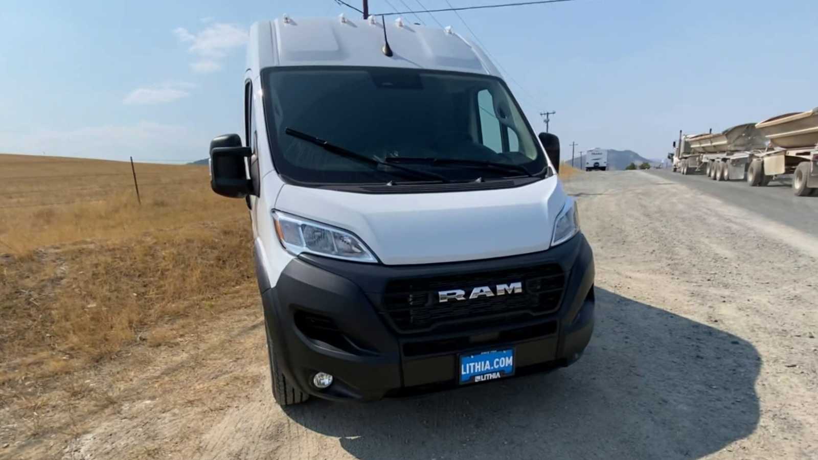 2024 Ram ProMaster Tradesman 3