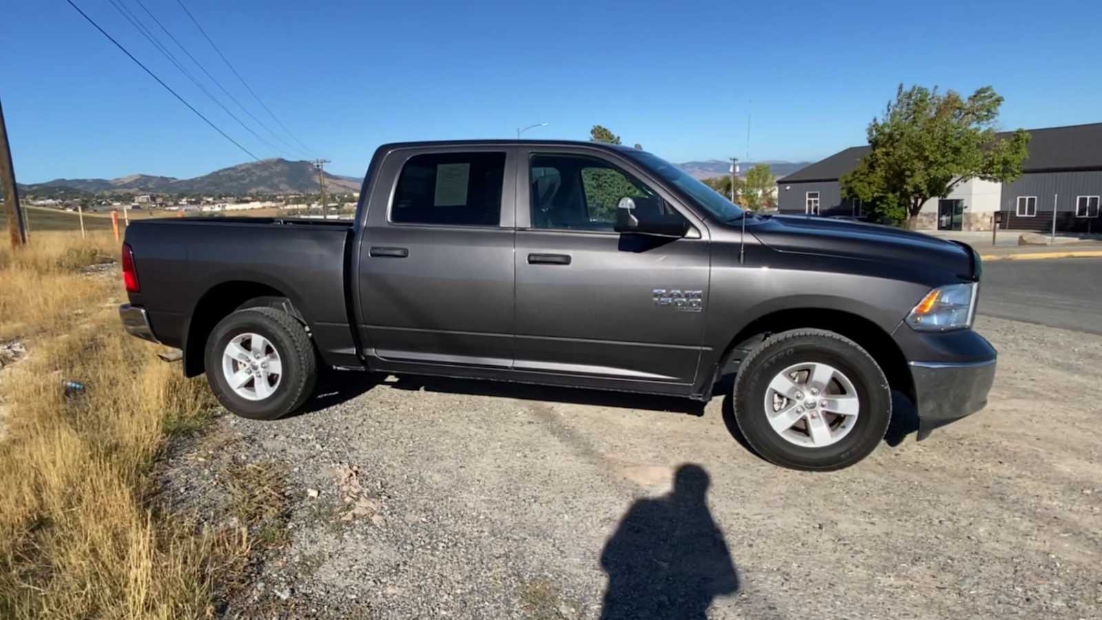 2022 Ram 1500 Classic Tradesman 4x4 Crew Cab 57 Box 2