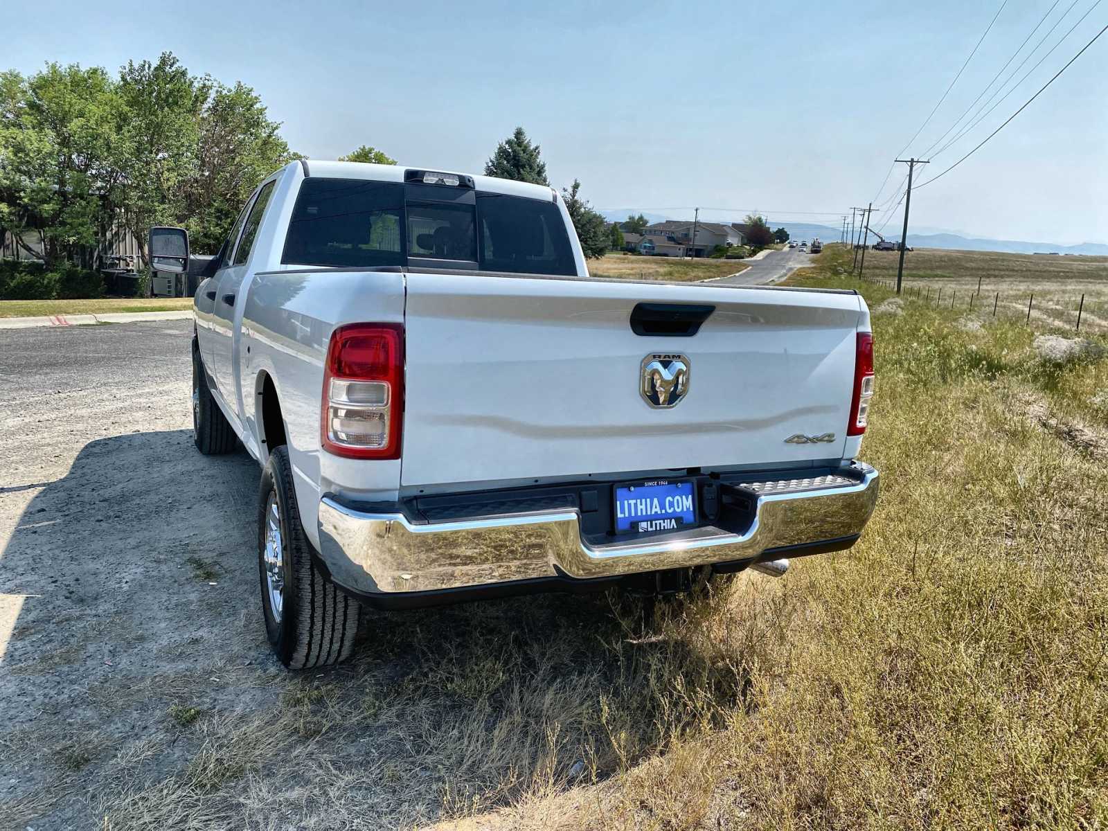 2024 Ram 2500 Tradesman 4x4 Crew Cab 64 Box 12